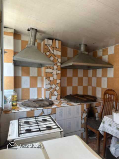 Продаю 2-этажный дом, 7 комнат.

Площадь - 300 кв. image 7