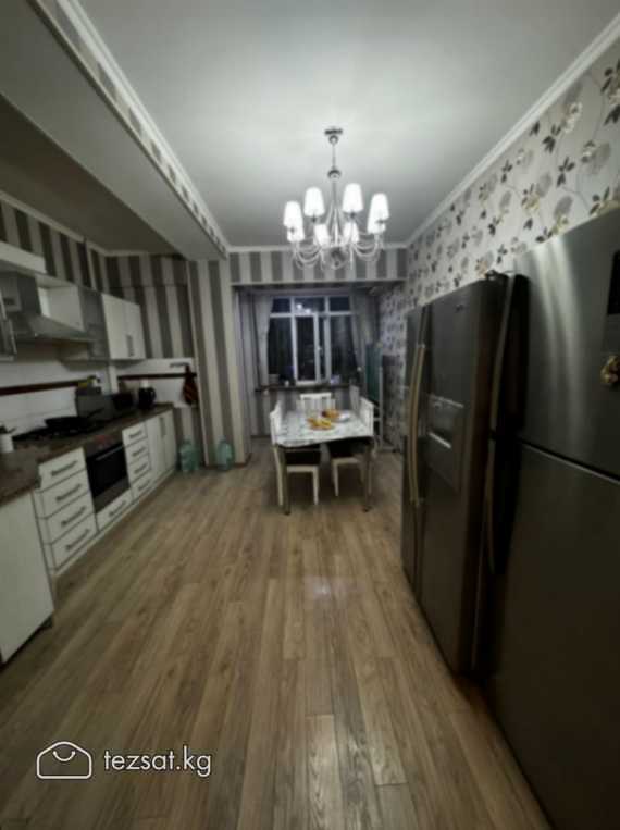 Продаю 4х комнатную квартиру в центре города, ул.  image 6