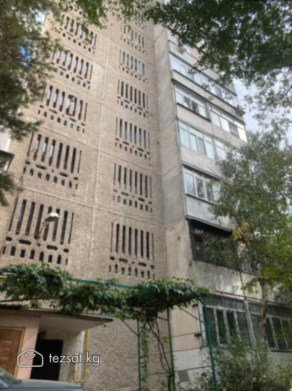 Срочно продается 3 комнатная квартира в 6 микрорай image 1