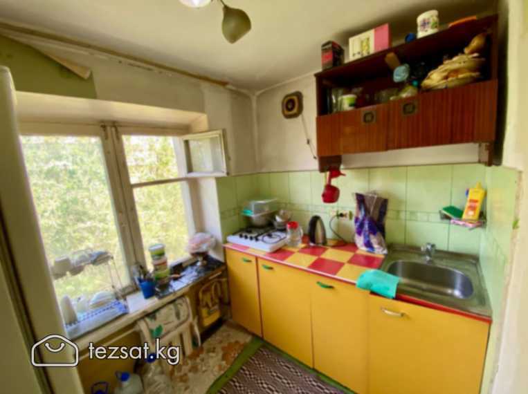 Срочно продаю!!! 2к хрущ. 43 м2 р-н Политех 61т$,
