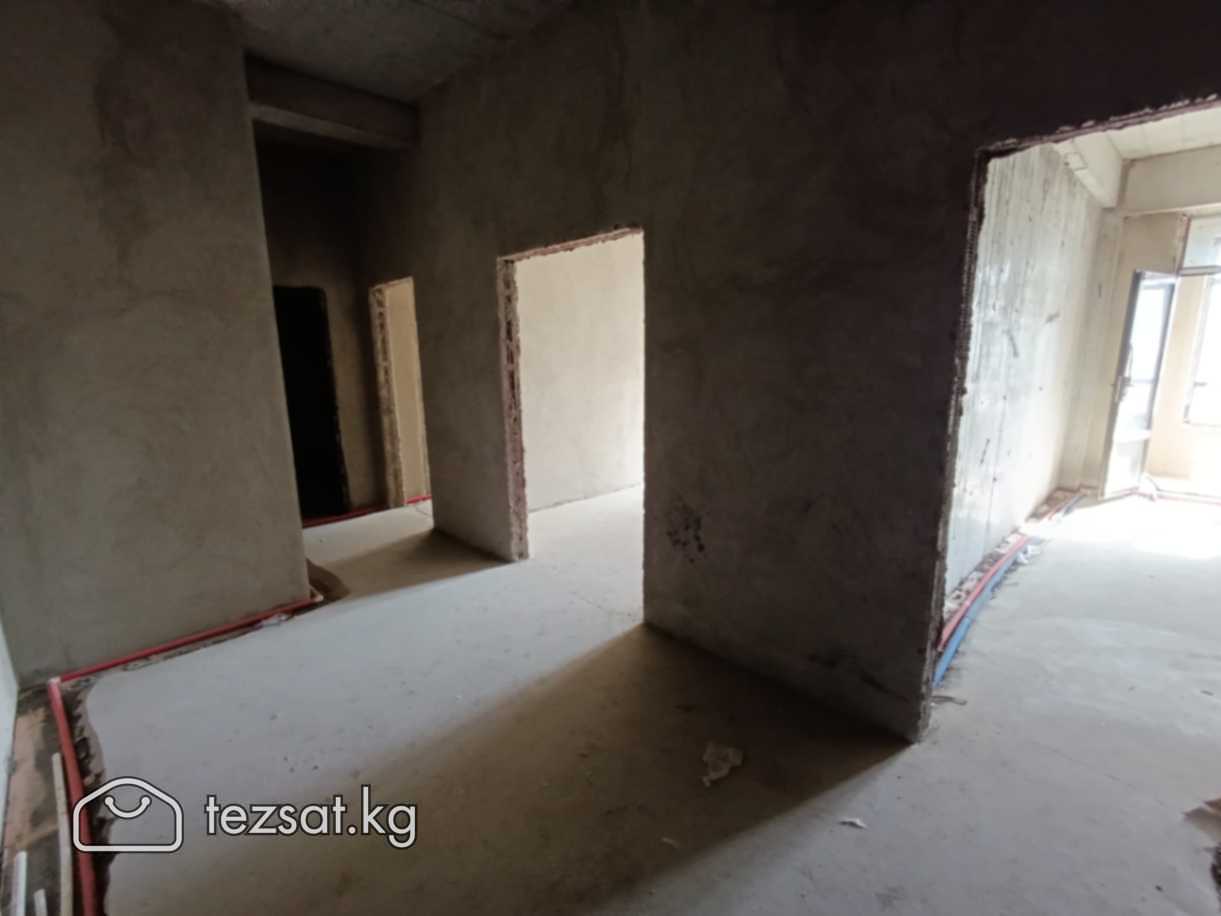 Продаю 2-комнатную квартиру.
Под самоотделку. Кафе image 3