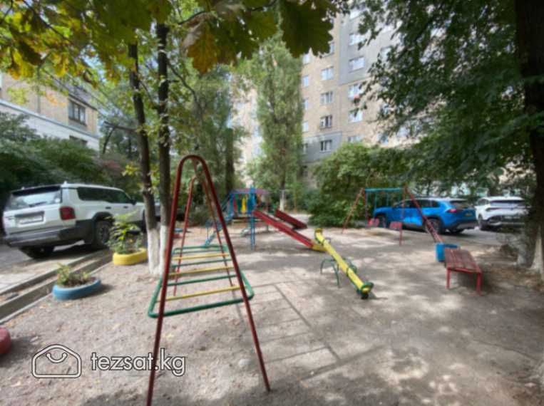 Срочно продается 3 комнатная квартира в 6 микрорай image 2