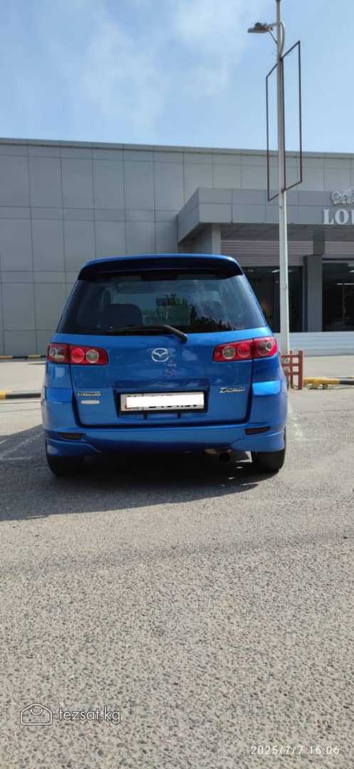 Продаю Mazda Demio, 2004 г.в, 5000 $

Цвет - синий