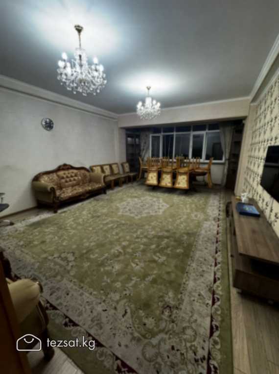 Продаю 4х комнатную квартиру в центре города, ул.  image 1
