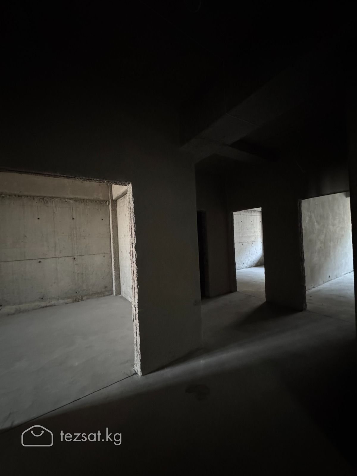 Продаю квартиру  image 4