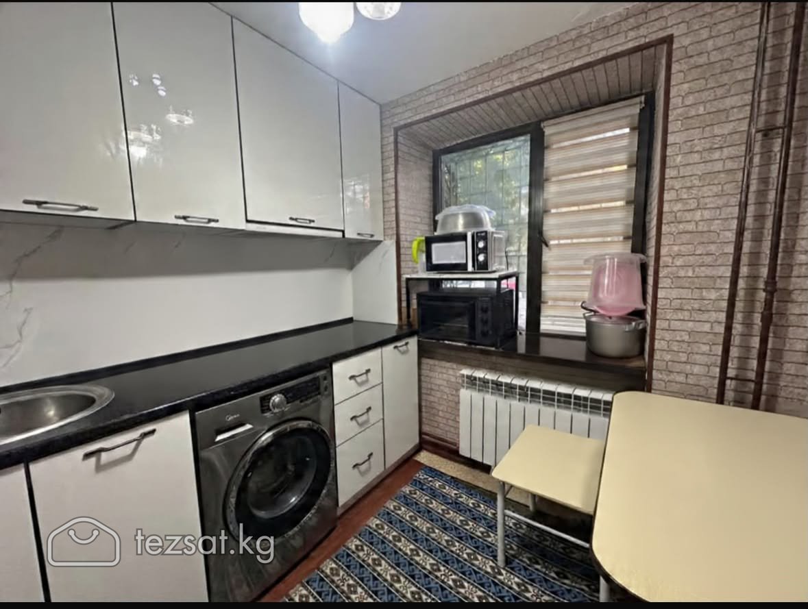 Продаю!1 к.кв 29м2 +доп комната  1/3 ТЭЦ 55500$ image 2