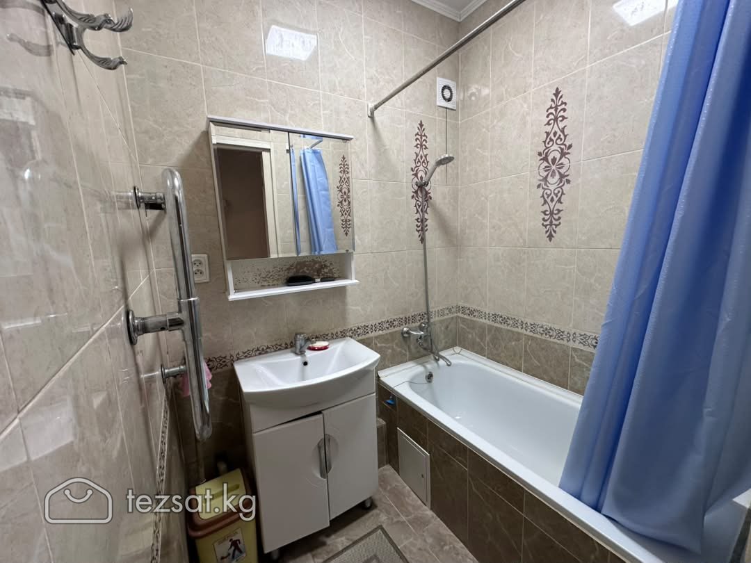 Продам 3-к. кв. в сталинском доме 70 м², 3/3 118 image 7