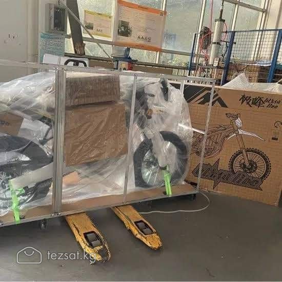 Surron Ultra bee 74v Electric Dirt Bike image 1