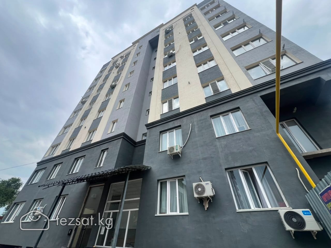 Продаю 2-ком. с Ероремонтом 4 городская больница.