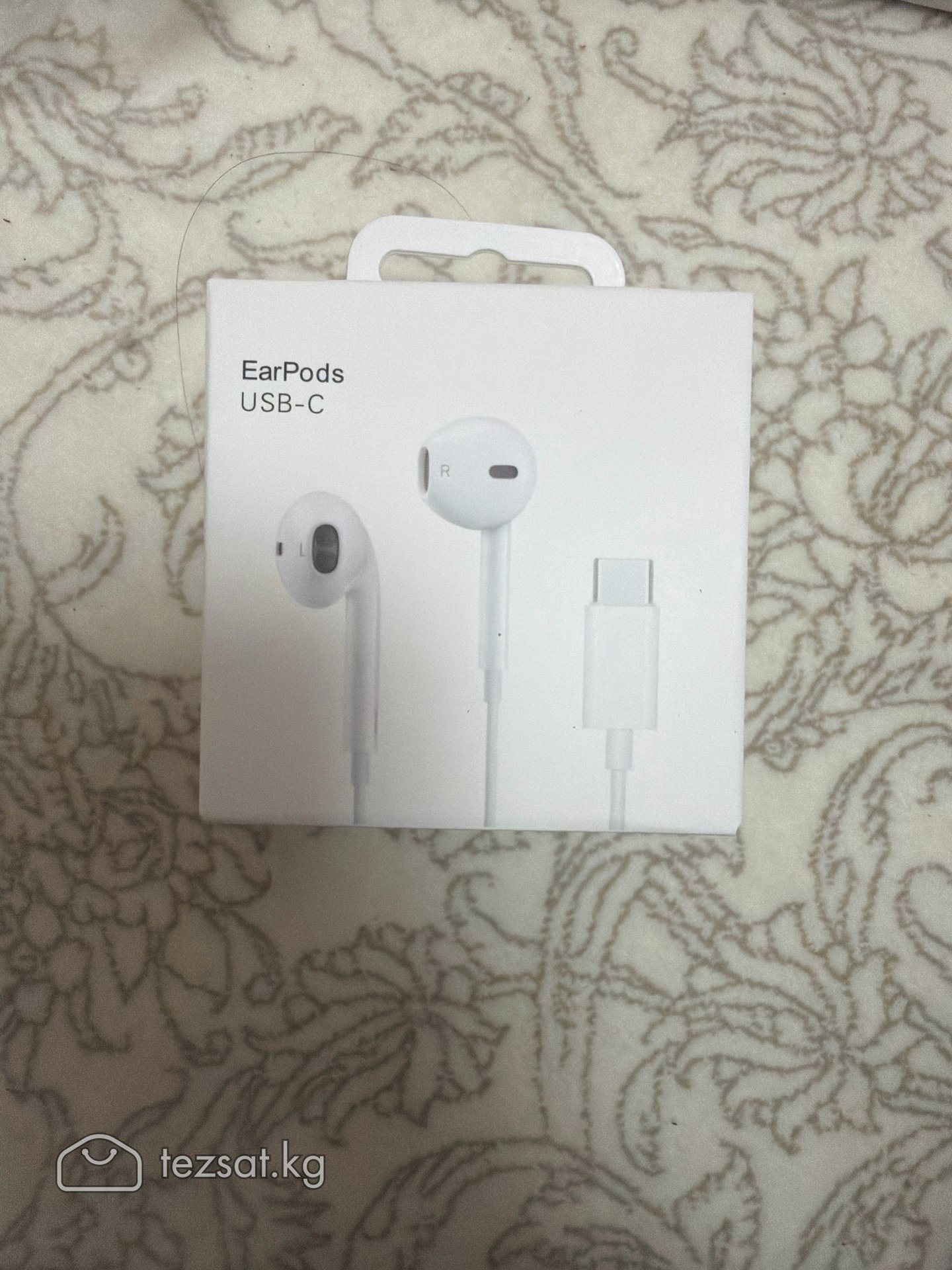 Беспроводные наушники apple